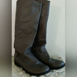 Women's Gray Boots